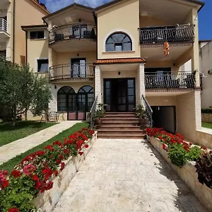 https://apartments-ante-rovinj.in-istria.net